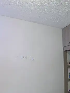 zyra vex online show from May 2026 01:58:02 AM