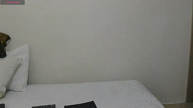 zyra vex online show from June 2026 09:57:01 PM