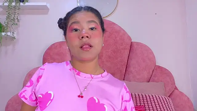 AhslyEvans   online show from May 2026 08:08:01 AM
