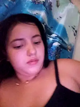 Snapshot of violetascottt chatting on April 2026 12:05:02 AM violetascottt online show from April 2026 12:05:02 AM