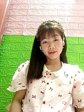 AmyLinee01 online show from June 2026 06:39:02 PM