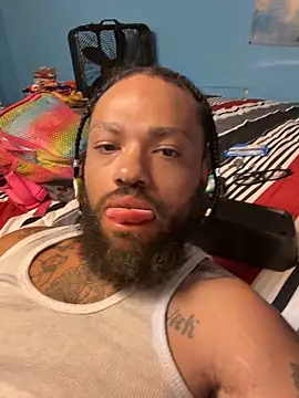 Snapshot of shortdawg70 chatting on March 2026 09:23:02 AM shortdawg70 online show from March 2026 09:23:02 AM