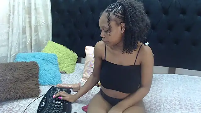 SquirtinNastyHun online show from June 2026 01:40:01 AM