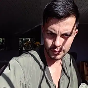 Snapshot of EdwardRoldan chatting on March 2026 12:54:02 PM EdwardRoldan online show from March 2026 12:54:02 PM