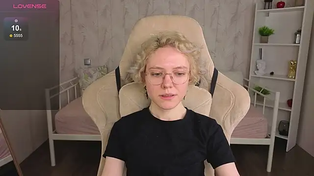 HottoKori online show from May 2026 05:46:01 AM