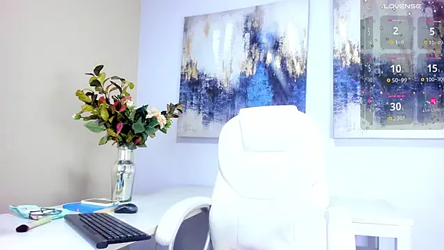 andreazoe online show from April 2026 01:50:02 PM
