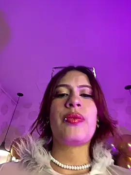 steffmontespink18 online show from May 2026 01:41:01 PM