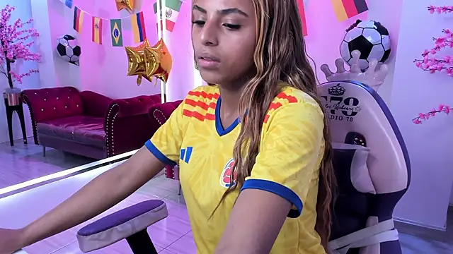 Lucia  vega online show from July 2026 11:25:02 AM