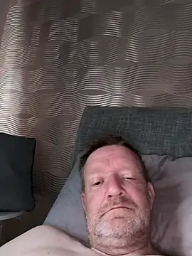 Notiesfuk online show from July 2026 12:12:01 PM