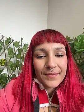 Amelie-RedHoney online show from June 2026 06:00:02 PM
