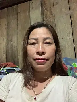 Snapshot of -Lomymy- chatting on March 2026 12:11:01 PM -Lomymy- online show from March 2026 12:11:01 PM