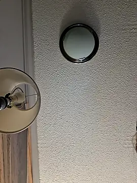 beeeuhh online show from April 2026 06:05:02 AM