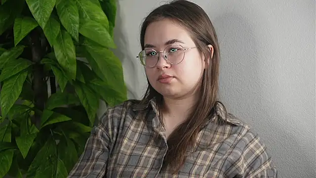 TiffaneySpikes online show from March 2026 10:52:02 AM