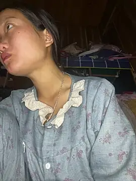 Jolinie online show from April 2026 02:31:01 AM