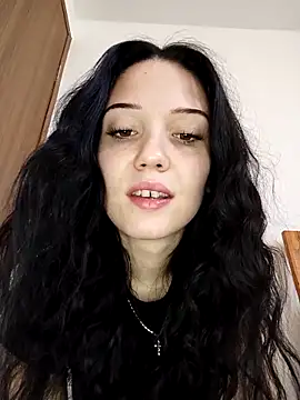 icedrosemarye online show from April 2026 10:11:01 AM