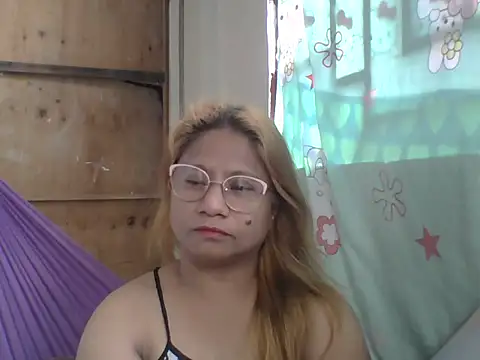 PinayChristine online show from May 2026 02:27:02 AM