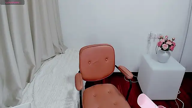 KEYE-SS online show from April 2026 05:21:02 PM