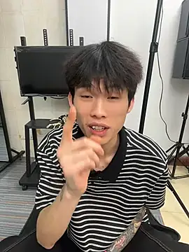 zzzzppp3 online show from May 2026 02:00:01 PM