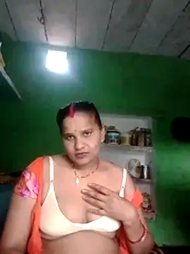 Shivani09900 online show from June 2026 02:46:01 AM