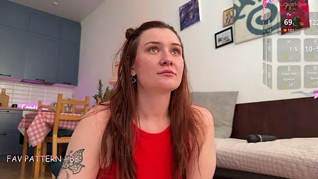 Snapshot of AurikTrix chatting on June 2026 02:02:01 AM AurikTrix online show from June 2026 02:02:01 AM