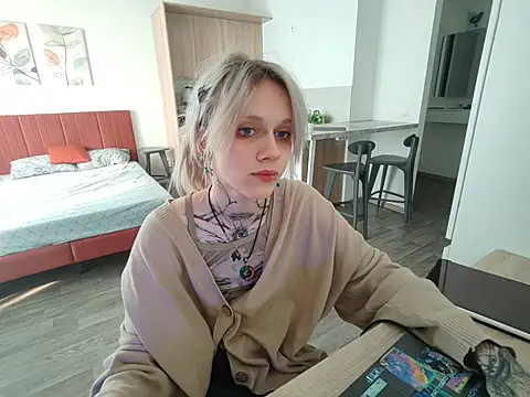 StijenaHunt online show from March 2026 09:32:02 AM