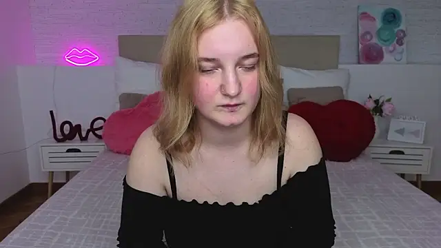 Snapshot of Angel_Ari chatting on March 2026 02:21:02 PM Angel Ari online show from March 2026 02:21:02 PM