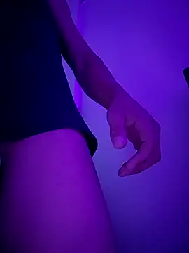 hpcouplee420 online show from April 2026 07:04:02 PM