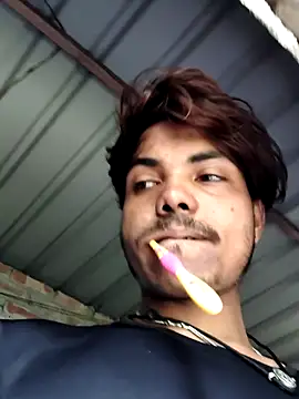 luck00y online show from May 2026 03:34:01 AM