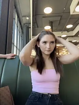 Snapshot of AnitaFly chatting on March 2026 11:43:02 AM AnitaFly online show from March 2026 11:43:02 AM