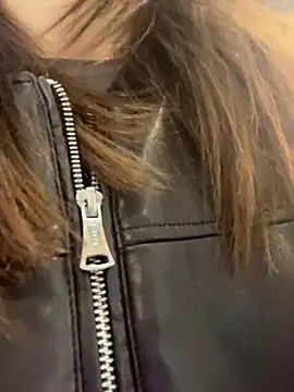 AnitaFly online show from April 2026 11:23:02 AM