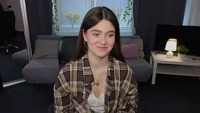 Snapshot of SunnyBloss chatting on March 2026 01:11:02 PM SunnyBloss online show from March 2026 01:11:02 PM