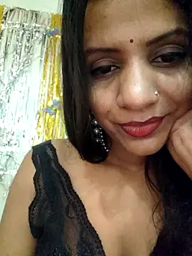 Snapshot of khushi_ji00 chatting on July 2026 04:40:01 AM khushi ji00 online show from July 2026 04:40:01 AM