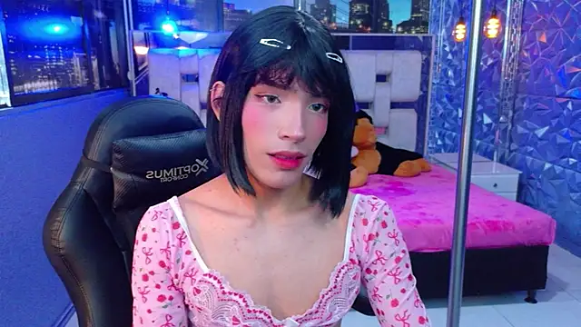 IsaacNovaa online show from June 2026 08:19:02 PM