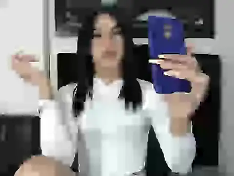 Snapshot of karla_lovera chatting on May 2026 03:57:02 AM karla lovera online show from May 2026 03:57:02 AM
