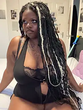 Nyla xox online show from June 2026 08:22:02 PM