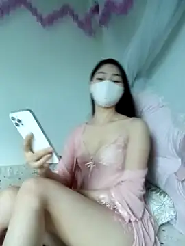 Xiangchuu online show from May 2026 07:47:01 AM