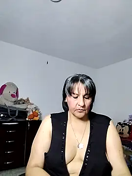 Merlyna Goldenss online show from April 2026 02:58:01 AM