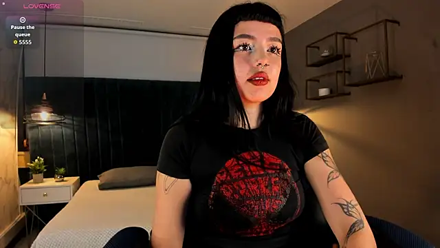Snapshot of magic_zantana chatting on April 2026 07:59:01 PM magic zantana online show from April 2026 07:59:01 PM