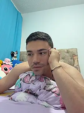 Samuel Mill4 online show from April 2026 02:33:01 PM