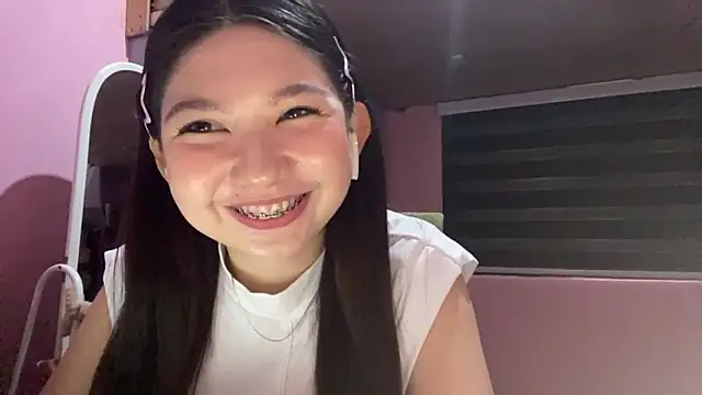 CoralieHoner online show from March 2026 02:39:02 AM