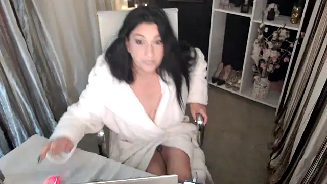 DreamLove2020 online show from October 2025 08:09:01 PM