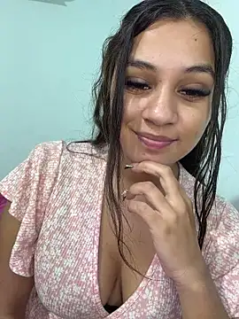 Colochitapupy online show from April 2026 03:52:01 AM