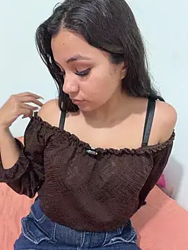 Colochitapupy online show from April 2026 02:29:02 AM