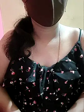 Snapshot of Latha_lovely chatting on April 2026 01:42:02 AM Latha lovely online show from April 2026 01:42:02 AM