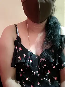 Snapshot of Latha_lovely chatting on April 2026 02:51:02 AM Latha lovely online show from April 2026 02:51:02 AM
