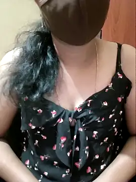 Snapshot of Latha_lovely chatting on April 2026 02:30:01 PM Latha lovely online show from April 2026 02:30:01 PM