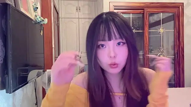 thelittlexx online show from April 2026 07:44:02 AM