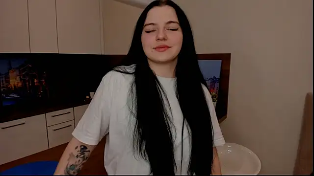 Snapshot of HloyaLarguza chatting on March 2026 01:44:01 AM HloyaLarguza online show from March 2026 01:44:01 AM