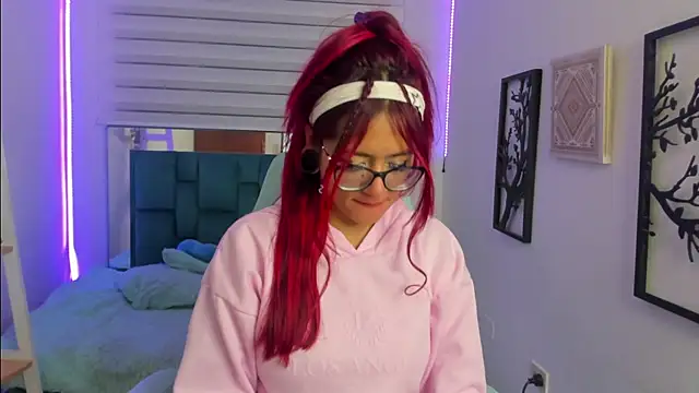 Sara Red X online show from July 2026 03:52:02 AM