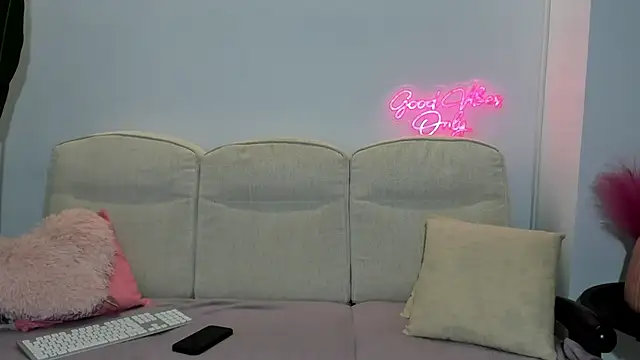 Cassy-Foxy online show from May 2026 06:40:01 AM